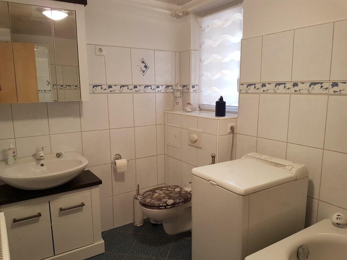 נויצלה Ferienwohnung Hahn מראה חיצוני תמונה